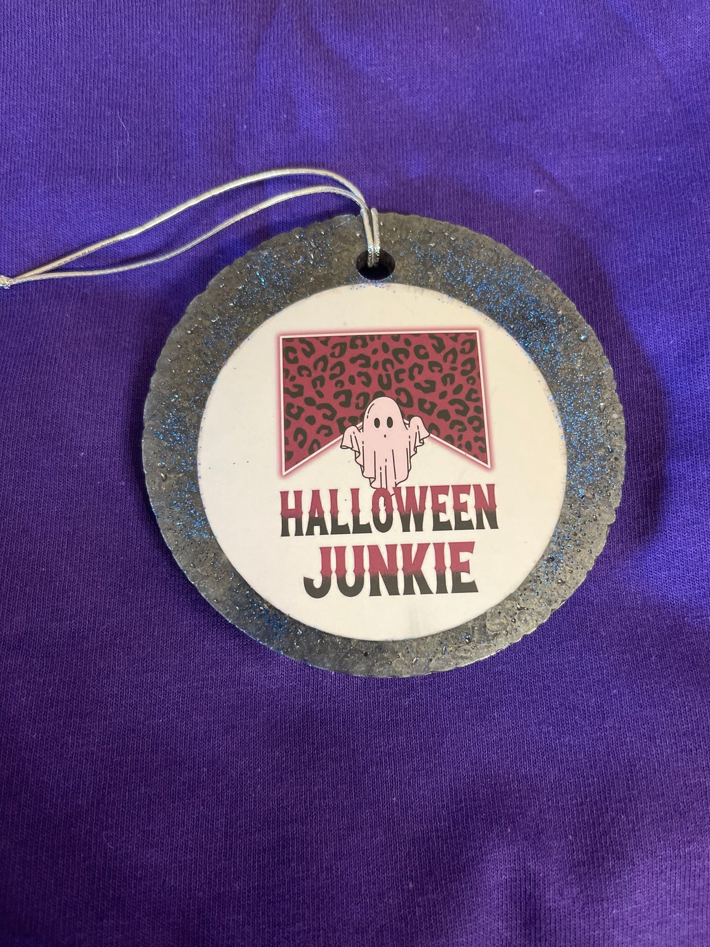 Circle Halloween Junkie - Freshie Scent: Fireball Hot Apple Pie