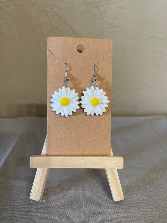 White Daisy Dangling Earrings